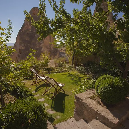 Les Maisons De Cappadoce Учисар