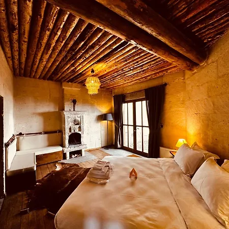 Les Maisons De Cappadoce